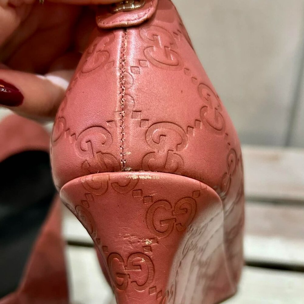 Gucci Signature GG Embossed Leather Pink Pumps - Size 40 - Picture 6 of 8